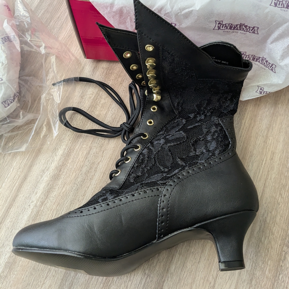 Cosplay/Halloween Lace Up Boots By Fantasma